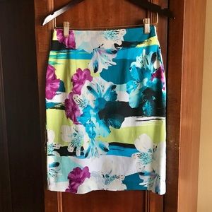 Worthington Size 6 Pencil Skirt